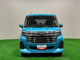 煌くメッキフロントグリルとスポーティーさが際立つ洗練されたスタイル。トールカスタムが入荷致しました。