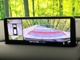 【360&deg;ビューモニター】専用のカメラにより、上から見下ろしたような視点で360度クルマの周囲を確認することができます☆死角部分も確認しやすく、狭い場所での切り返しや駐車もスムーズに行えます。