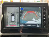 【アラウンドビューモニター】車両周辺をモニターで確認できて、駐車が苦手な人でもスムーズに駐車できます