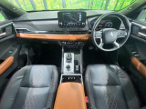 アウトランダー PHEV 2.4 P 4WD 