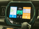 使いやすいインターフェイスのナビ・オーディオ。運転をサポートする様々な機能が搭載されています。