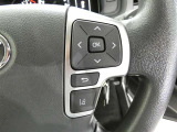 ステアリングスイッチで車両情報を切り替えて必要な情報を確認したりできます。