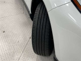 タイヤサイズは225/60R18!残り溝は6ミリ程度です!