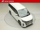 両側パワースライドドア付きだから、狭い駐車スペースなどでの乗り降りラクラク♪小さなお子さまのいるご家庭には嬉しい装備です。