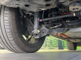 お車を安心してお乗りいただく為には、足回りの定期点検が欠かせません。サービスサポート(有償保証)では無料点検もご提供しており、安心のカーライフをお過ごしいただけるサポート体制が整っています。