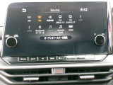 フルセグTV、Bluetoothなど好きな音楽を聴きながらドライブ。