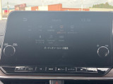 多様なソースに対応し、クリアな音質で音楽を楽しめます。Bluetooth接続でスマホの音楽も手軽に再生可能です。