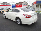 万が一のトラブルにも、全国の3000ケ所の日産サービス工場で修理可能!!年間走行距離無制限、バッテリーも保証対象です!