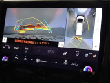 バックガイドモニターを装備しています、車庫入れもラクラクです。パノラミックビューモニターを搭載しています、上からの画像も表示されます。