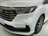 LEDヘッドライトは、点灯の瞬間から最大光量を発揮し、突然暗くなるトンネルなどでの安定感を高めます。