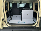 乗車人数や荷物の形状に合わせた色々な使い方ができます。後席シートを倒せば広々スペースが確保できます。