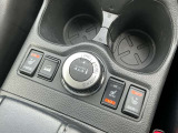 【ここがポイント!】運転席と助手席、後部席には寒い冬にはうれしいシートヒーターが装備されております。