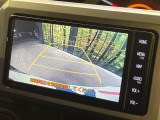 【バックカメラ】駐車時に後方がリアルタイム映像で確認できます。大型商業施設や立体駐車場での駐車時や、夜間のバック時に大活躍!運転スキルに関わらず、今や必須となった装備のひとつです!