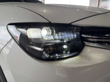 LEDヘッドランプ装備・消費電力が少なく明るいので夜間走行も安心して運転出来ます。