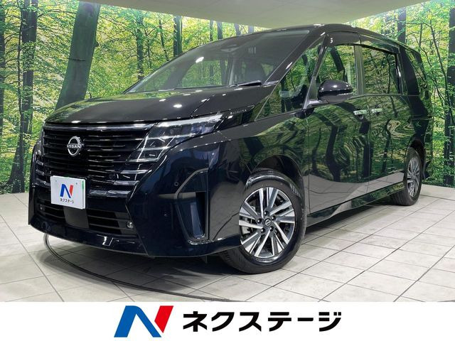 セレナ 1.4 e-4ORCE ハイウェイスターV 4WD 