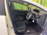 運転席シート廻りは使用感も少なく、良好な状態となっています。丁寧に使われていたことがよくわかりますね。