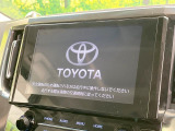 【9インチ ディスプレイオーディオ】大画面ディスプレイへお持ちのスマートフォンと連携して、ナビやbluetoothでの音楽再生が可能です♪デザインはもちろん操作性も良好!別途ナビ機能の取付可能です♪