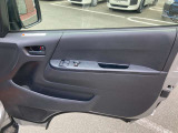 車輌買取も行なっております。商用車から普通車どのようなお車でも買い取ります!査定無料ですのでお気軽にお申し付けくださいませ♪