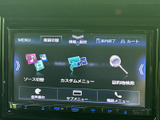 様々な情報を一画面で確認できるので、運転に集中できます。操作も直感的に行え、快適なドライブをサポートする頼れる相棒です。