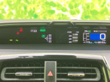 視認性の高いメーター類が、運転に必要な情報を的確に伝えます。運転状況を把握しやすく、安全運転をサポートしてくれるでしょう。