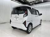 女性に人気の軽自動車!初心者でも運転しやすく小回りもききます!