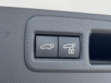【パワーバックドア】スマートキーや運転席のボタンを押すだけでリアゲートが自動で開閉します!荷物を持っている時や、高い位置にあるバックドアを閉める際に便利な機能です♪