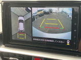 後方の状況を画面で確認できるので、狭い場所での駐車や車庫入れが格段に楽になります。安全な運転をサポートします。