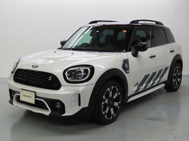 ミニクロスオーバー クーパー S E オール4 アンテイムド エディション 4WD