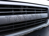 TOYOTA文字グリルもキレイに保たれています!