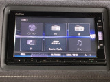 AVメニューはご覧の通り、様々なコンテンツに対応、ドライブを楽しく演出できます。詳しくはスタッフへお尋ねください。