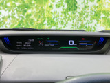 視認性の高いメーター類は、運転に必要な情報を的確にドライバーへ伝えます。運転に集中できる、洗練されたデザインです。