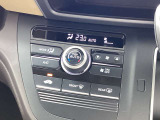オートエアコンで快適に運転出来ます!