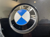 安心のBMW認定中古車は100項目の箇所を徹底的にチェック致します。機械的な箇所や電気系、コンピューターなどをご納車前に点検し、交換基準に達した部品は全て新品に修理返品した後にご納車致します。