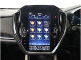 11.6インチの縦型ディスプレイに、ナビゲーション機能をはじめ、エンターテインメント、車両情報、エアコン操作、各種設定などを集約。タブレットのような感覚で、直感的に操作できます。