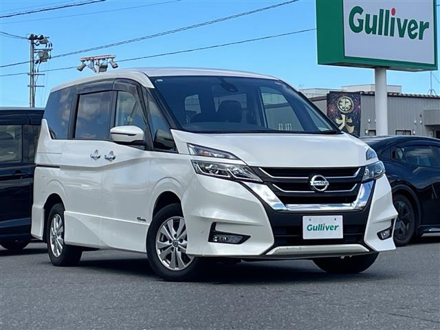 セレナ 2.0 ハイウェイスター 4WD 修復歴無し