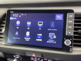 ナビ機能だけでなく、フルセグ、Bluetoothなどのオーディオ機能がついています!