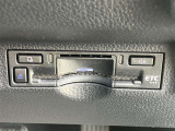 ETC搭載車しか通過できないスマートICが利用できるようになります。現在、スマートICの設置箇所も増えてきてます。また、料金所での小銭の出し入れや雨天時における窓の開閉などの紛らわしさも解消されます。