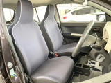 運転席シート廻りは使用感も少なく、良好な状態となっています。前オーナー様が丁寧に使っていたことがよくわかりますね。