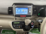 快適にお乗りいただくために、外装を美しく仕上げるだけではなく、内装も細部にいたるまで徹底した清掃・洗浄を実施しております。