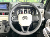 【ステアリングスイッチ】運転中、前方から目線をそらすことなく、オーディオ等の操作が可能な便利機能!安心&快適なドライブを演出してくれます♪