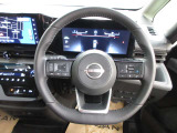 運転が楽しくなる明るく開放的な運転席まわりです。プロパイロットで高速など運転支援で疲れを軽減してくれます!