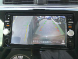 【アラウンドビューモニター】空から見下ろした映像がナビ画面にて確認可能です。駐車もラクラクですよ♪