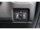 ◆◆両側電動スライドドア!!荷物で手が塞がる時など簡単にドアの開閉が出来ます!何より力いらずで開閉OK!女性やお年寄りにも優しい♪電動機能はOFFにもできますから元気なお子様の駆け出しも安心!