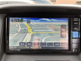 いまや必須装備「ナビゲーション」搭載!知らない場所にスイスイッとドライブ。もう、これなしではハンドルを握れませんね!でも運転中の操作は危険ですのでご注意ですね☆