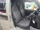 広い車内