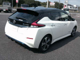 納車前に当社整備工場にてディーラー整備士が、12ヶ月点検又は車検整備を実施。安心してお乗り頂けます。