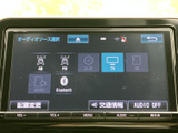 お気に入りの音楽を高い音質で楽しめます。CDやラジオに加え、Bluetooth接続も可能です。