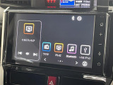 【純正9インチディスプレイオーディオ】FM・AMラジオやBluetooth接続、フルセグTVの視聴など多彩な機能を搭載しています。CarPlay、AndroidAutoにも対応。