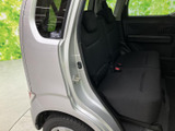 運転しやすい視認性と、快適な座り心地を実現。操作もスムーズに行え、運転をサポートします。安全運転をサポートする機能も充実。