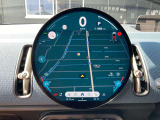 長期にわたる保証を実現。2年間のMINI NEXT保証と延長保証(別途費用)を合わせて最大4年間の保証。万一の故障に長期に備えることができ、ご安心してお乗り頂けます。